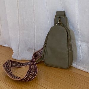 Anthropologie Urban Originals shoulder bag